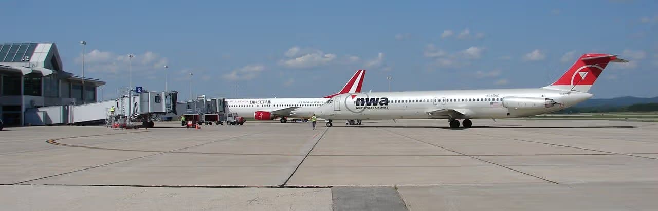 N786NC — Douglas