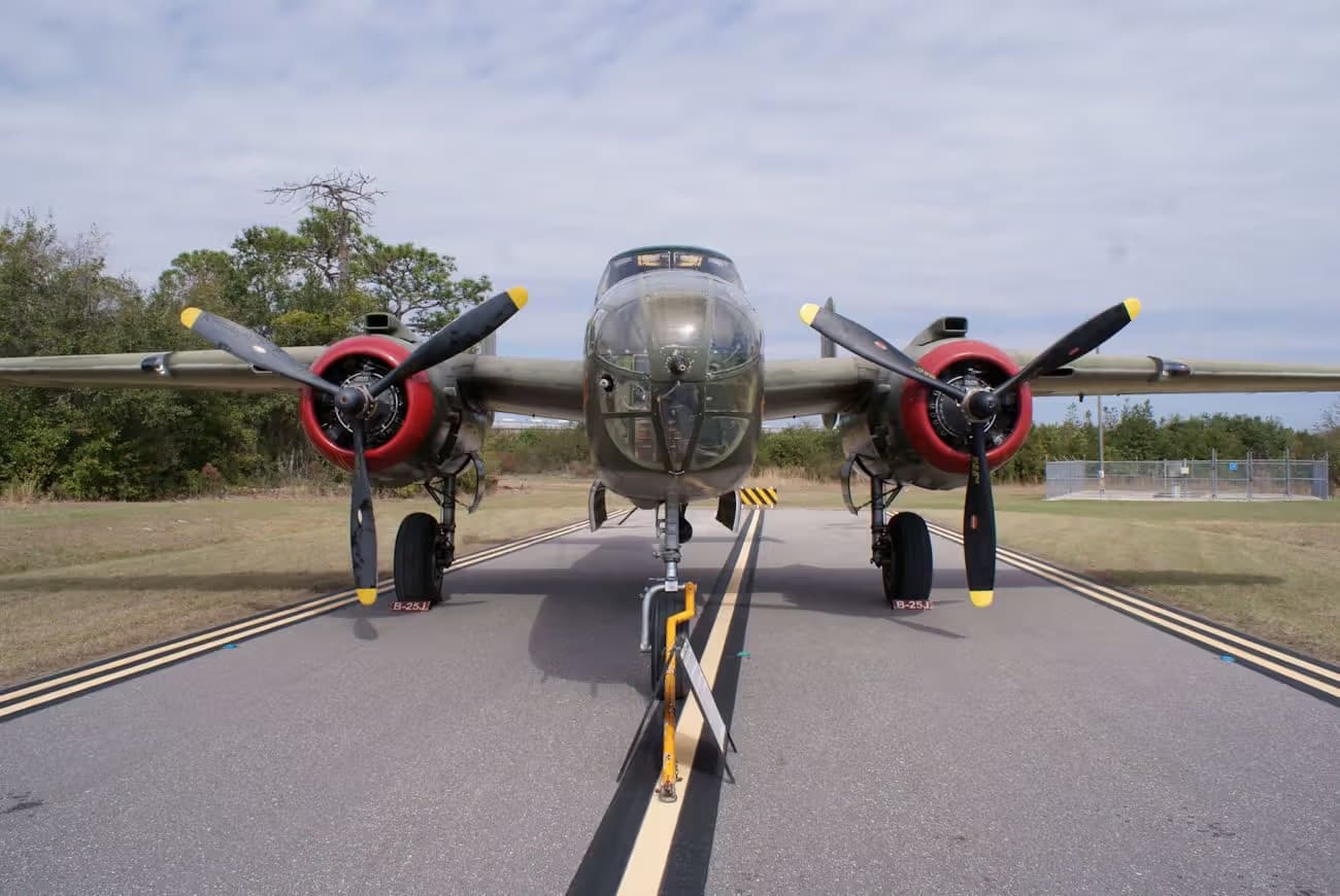 Unidentified — Twin-engine aircraft