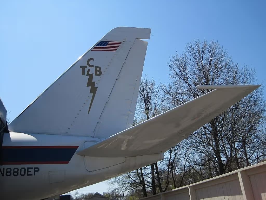 Unidentified — Aircraft