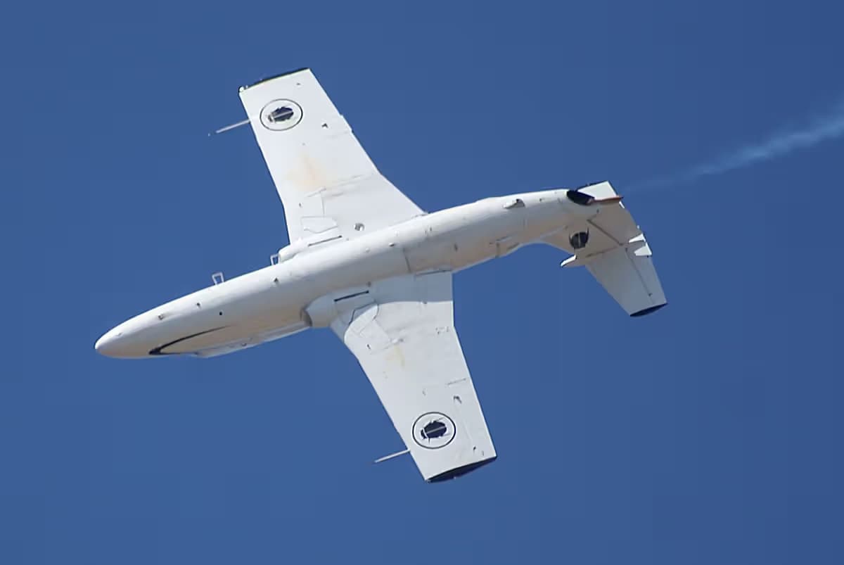 Unidentified — Single-engine aircraft