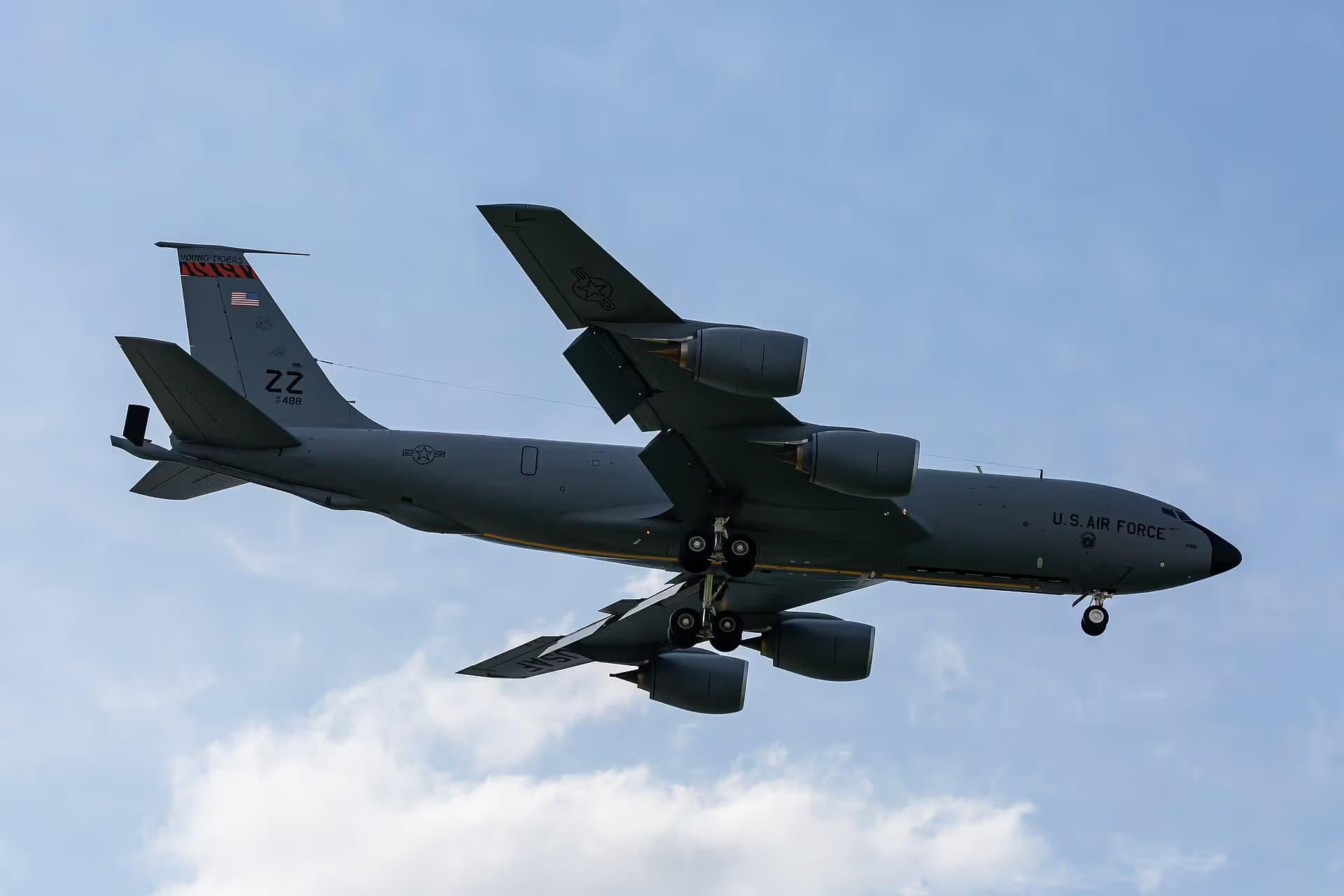 Unidentified — Aircraft