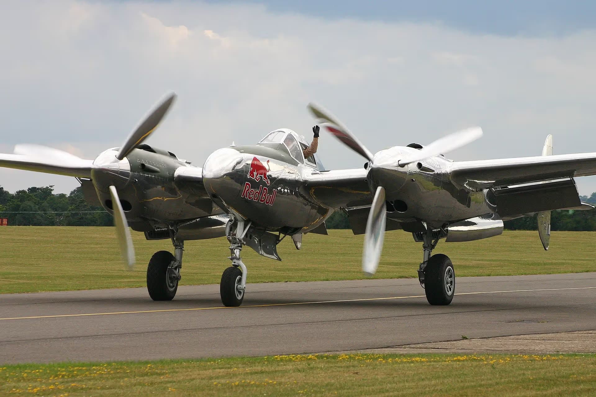 N25Y — Lockheed