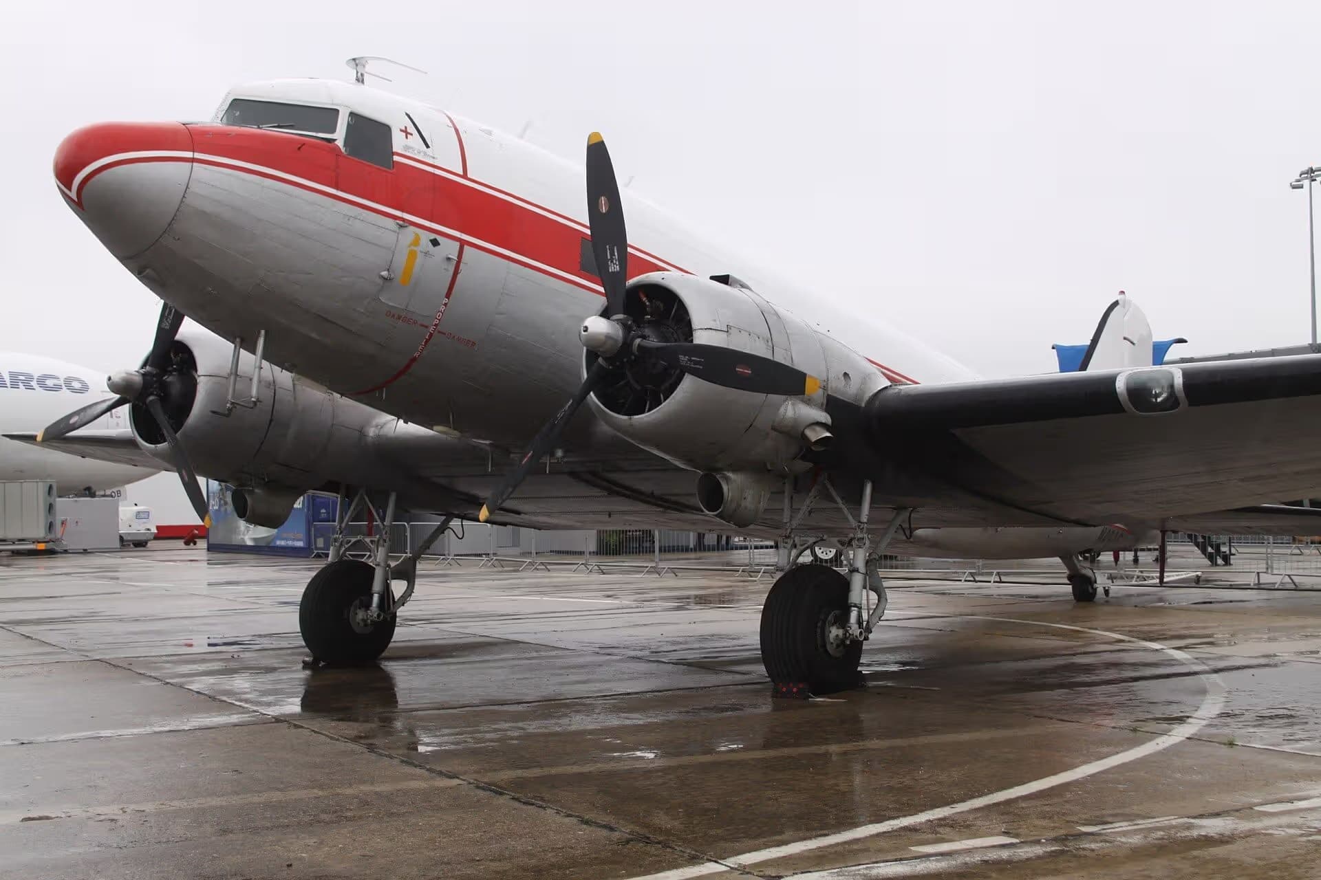 N49AG — Douglas