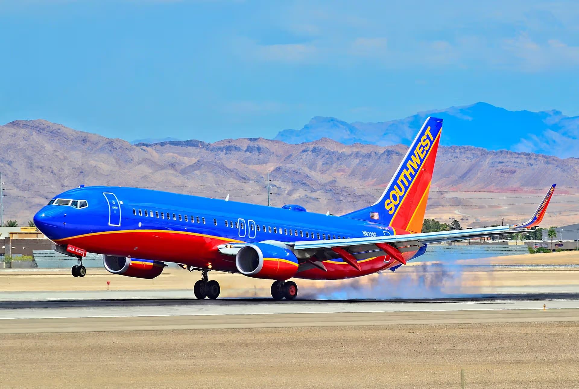 N8326F — Boeing