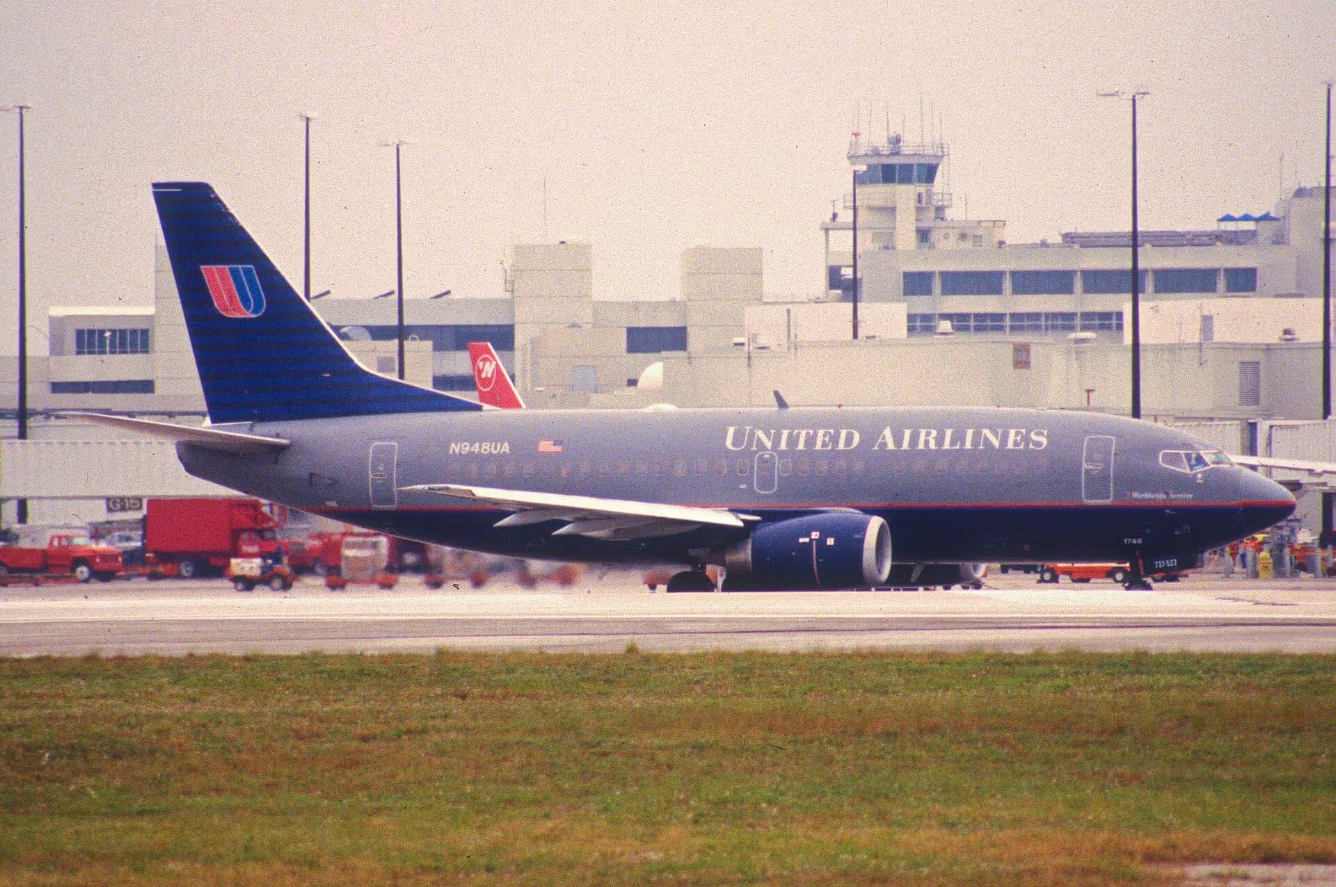 N948UA — Boeing
