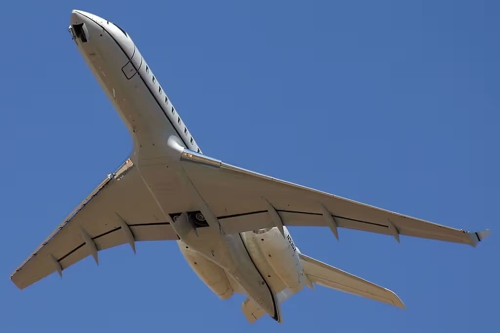 N53GX — Bombardier