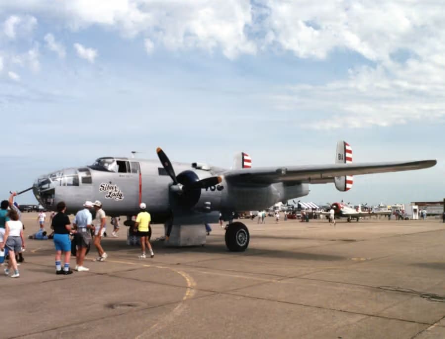 Unidentified — Warbird