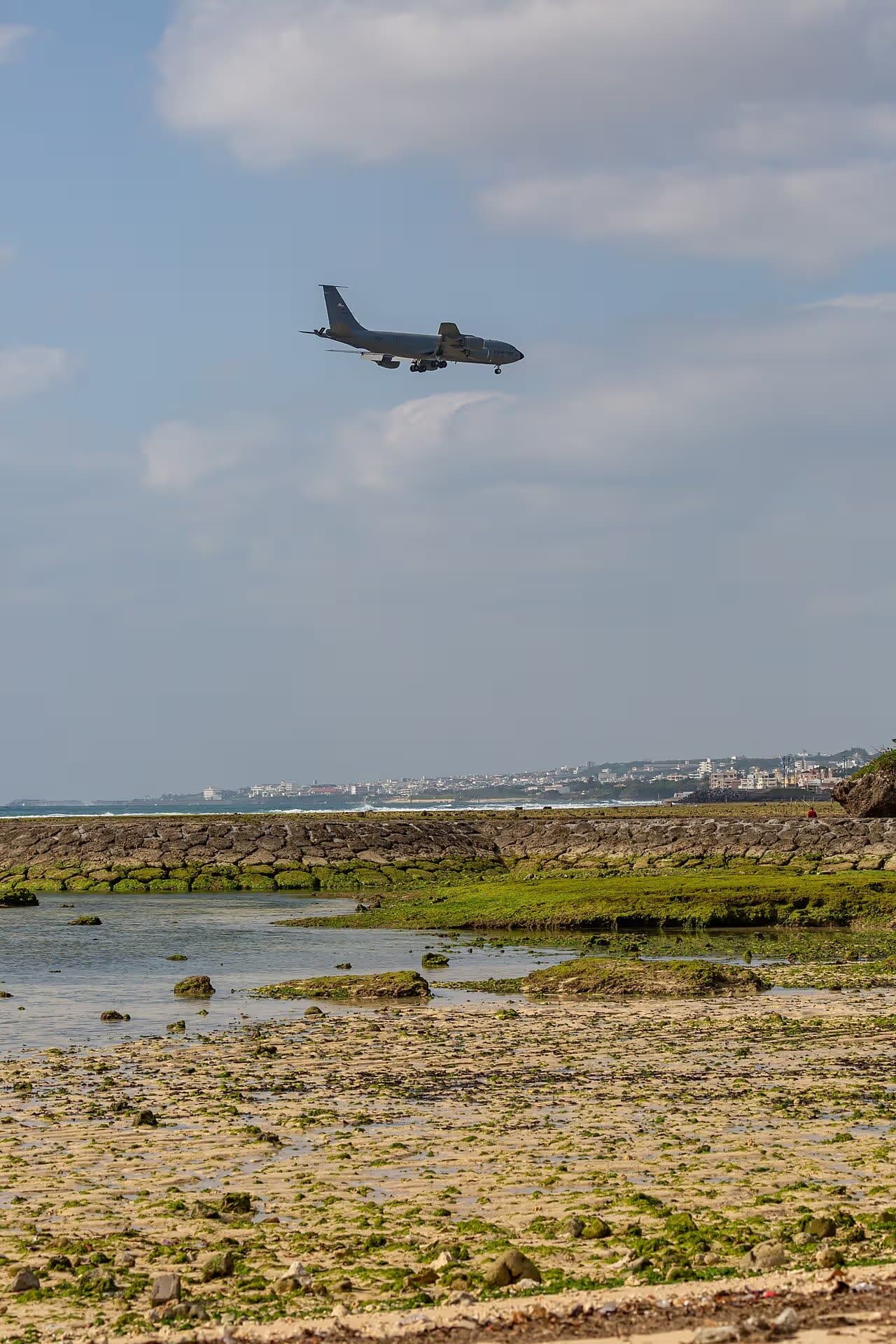 Unidentified — Aircraft