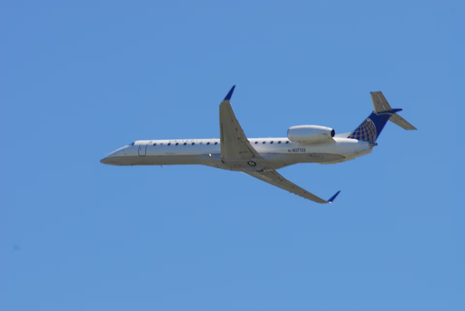 N17115 — Embraer