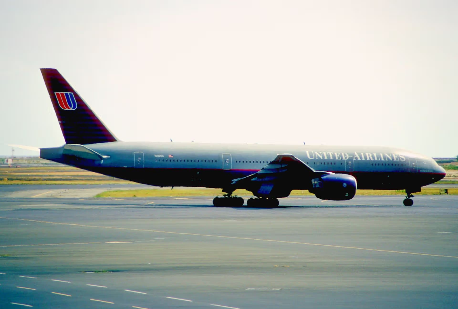 N210UA — Boeing