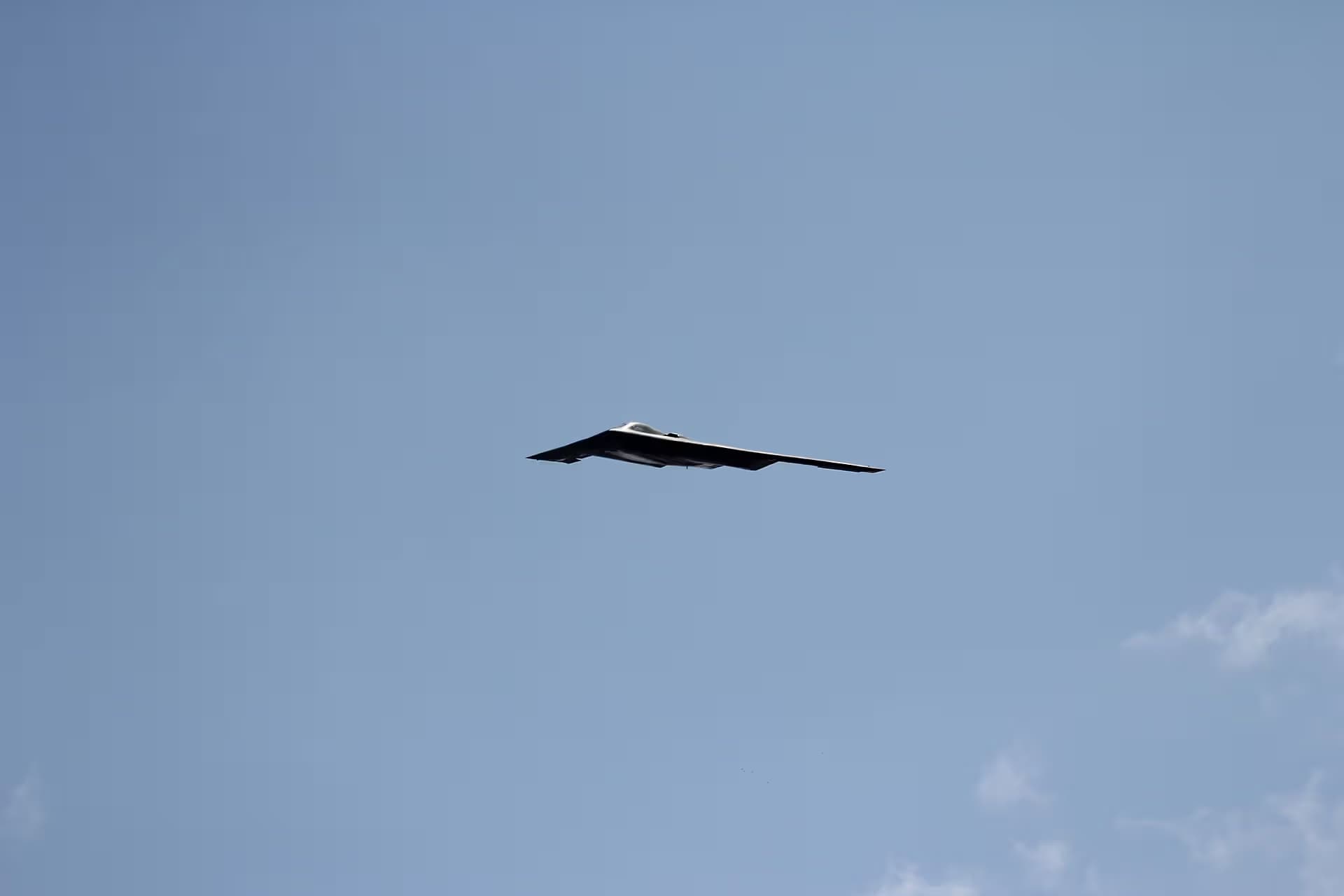 Unidentified — Warbird