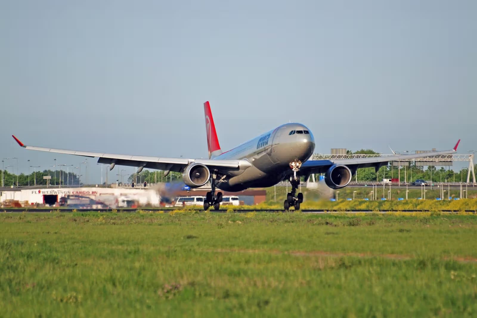 N813NW — Airbus