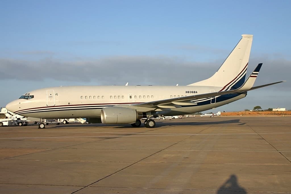N836BA — Twin-engine aircraft
