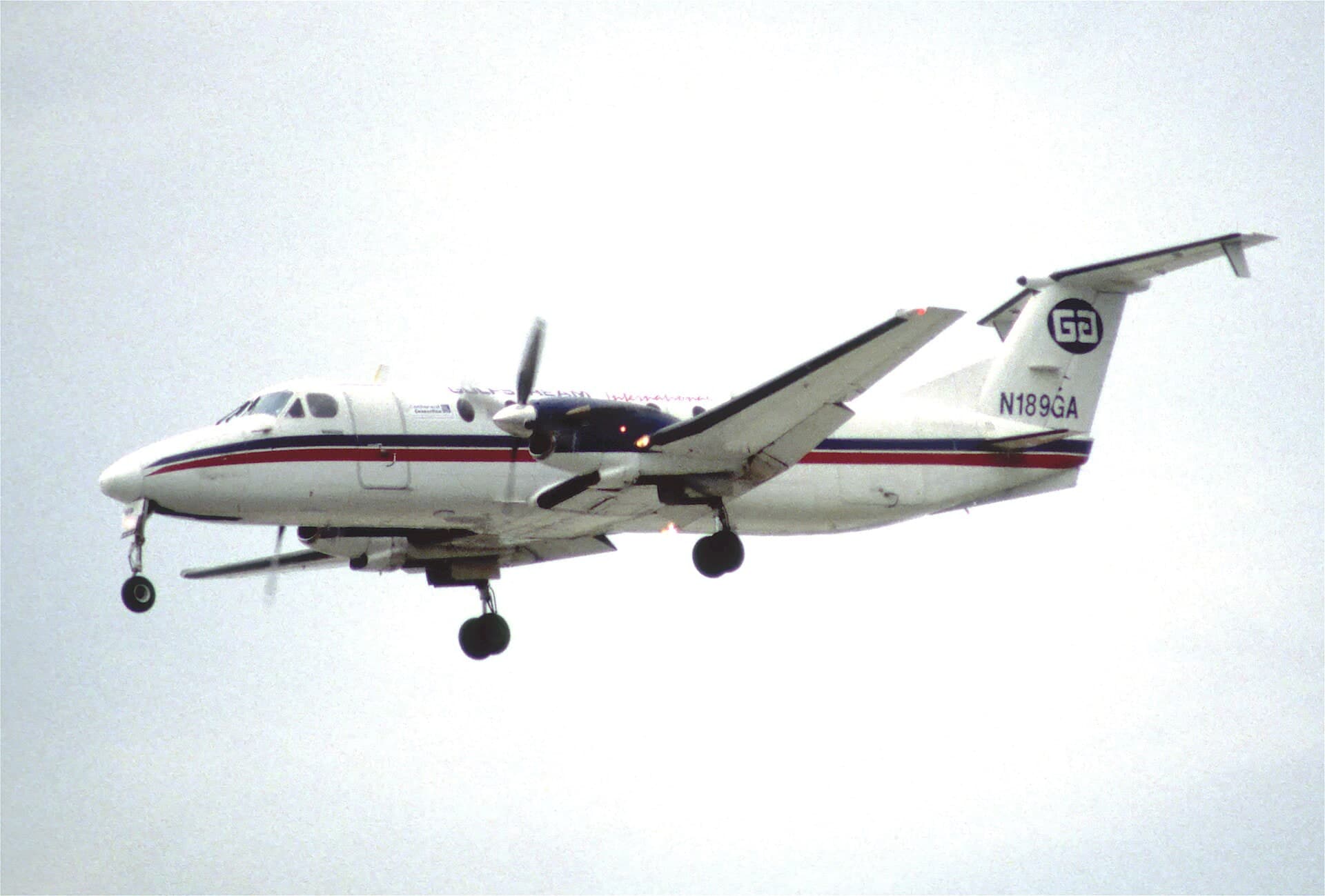 N189GA — Twin-engine aircraft