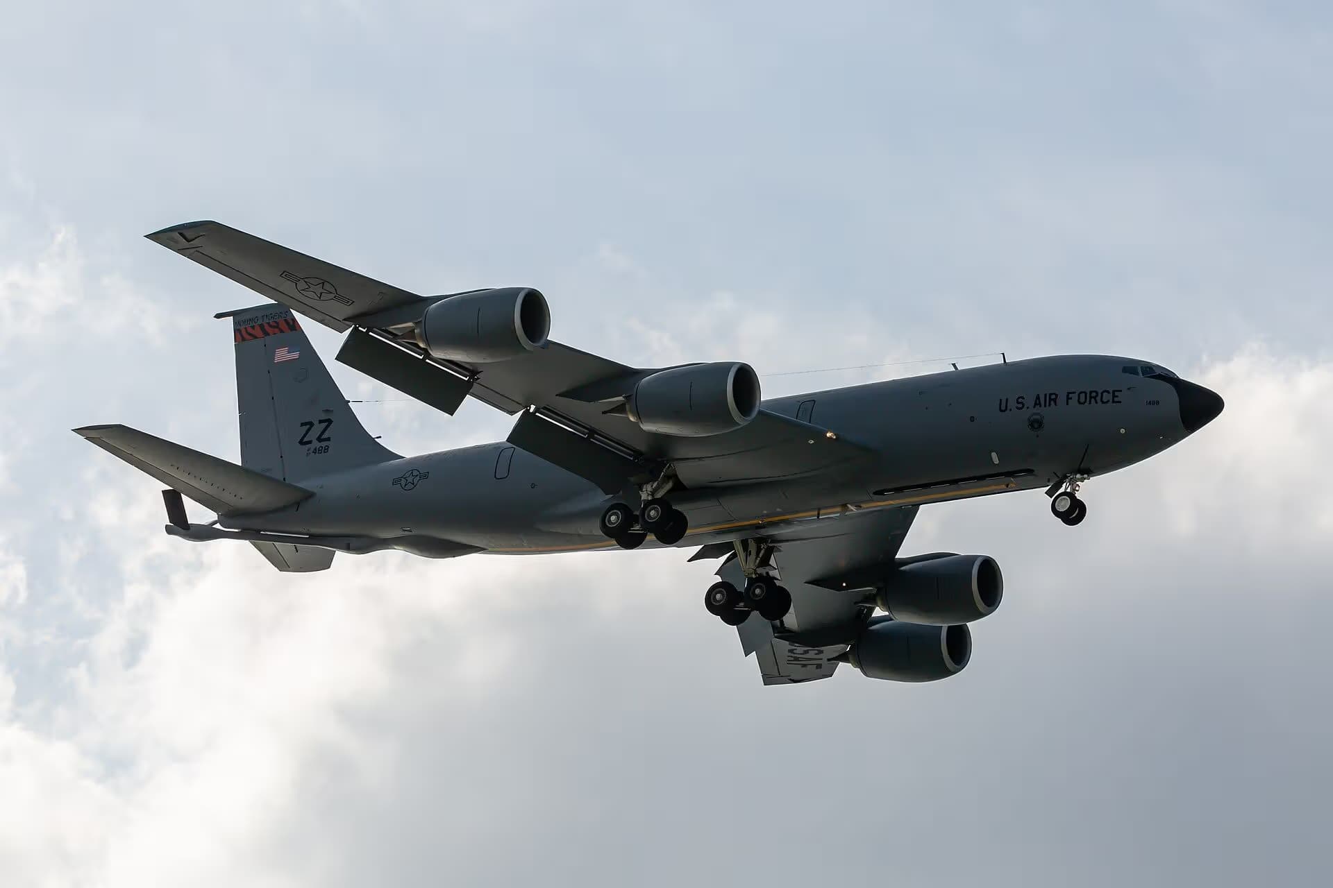 Unidentified — Aircraft