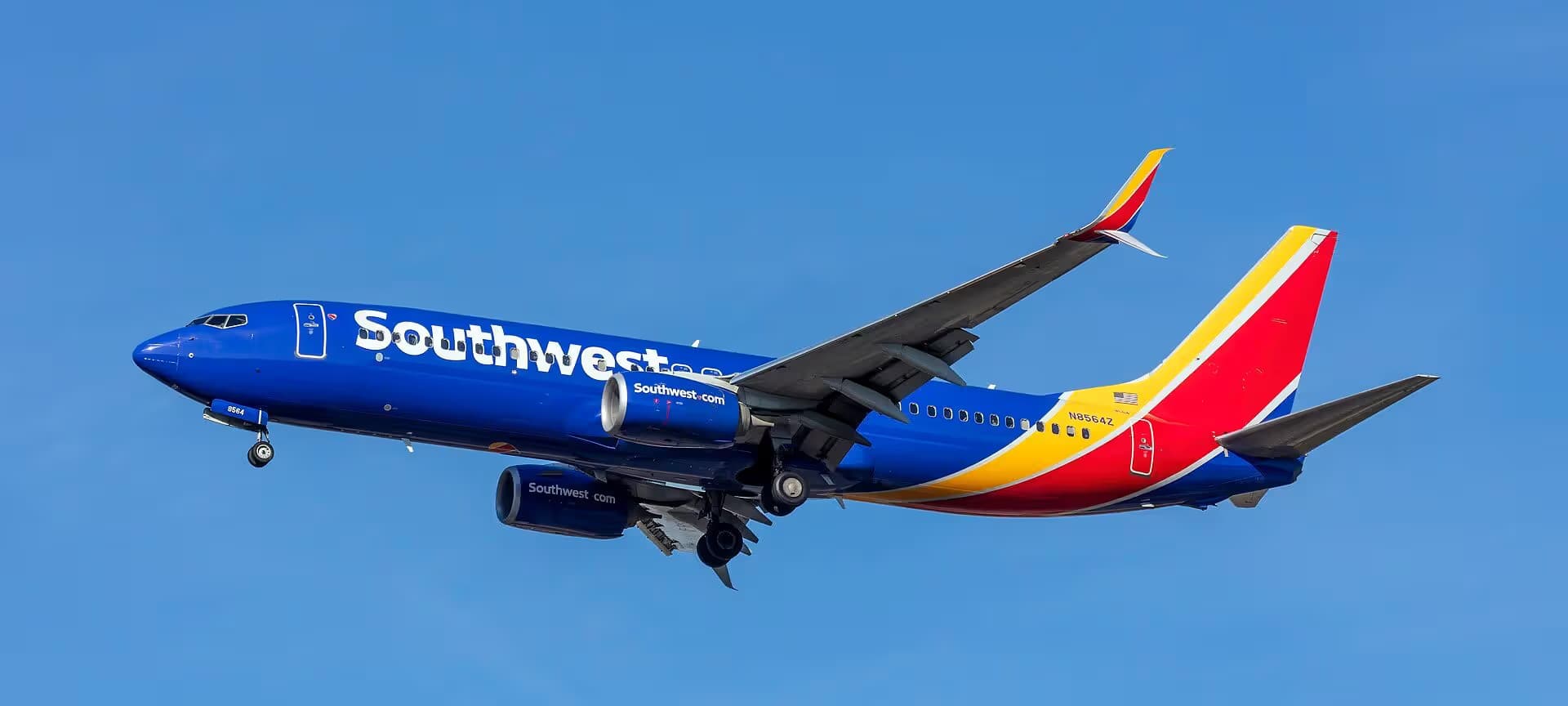 N8564Z — Boeing
