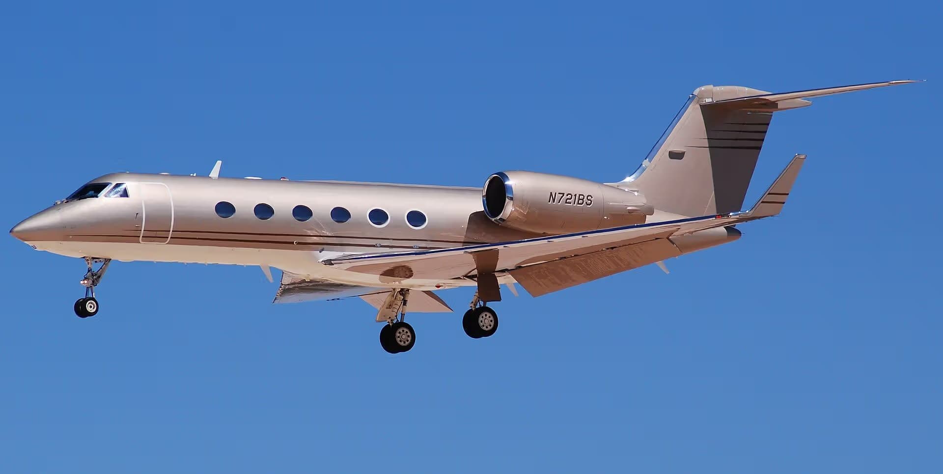 N721BS — Business jet
