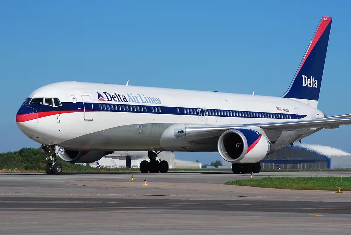 N1605 — Boeing