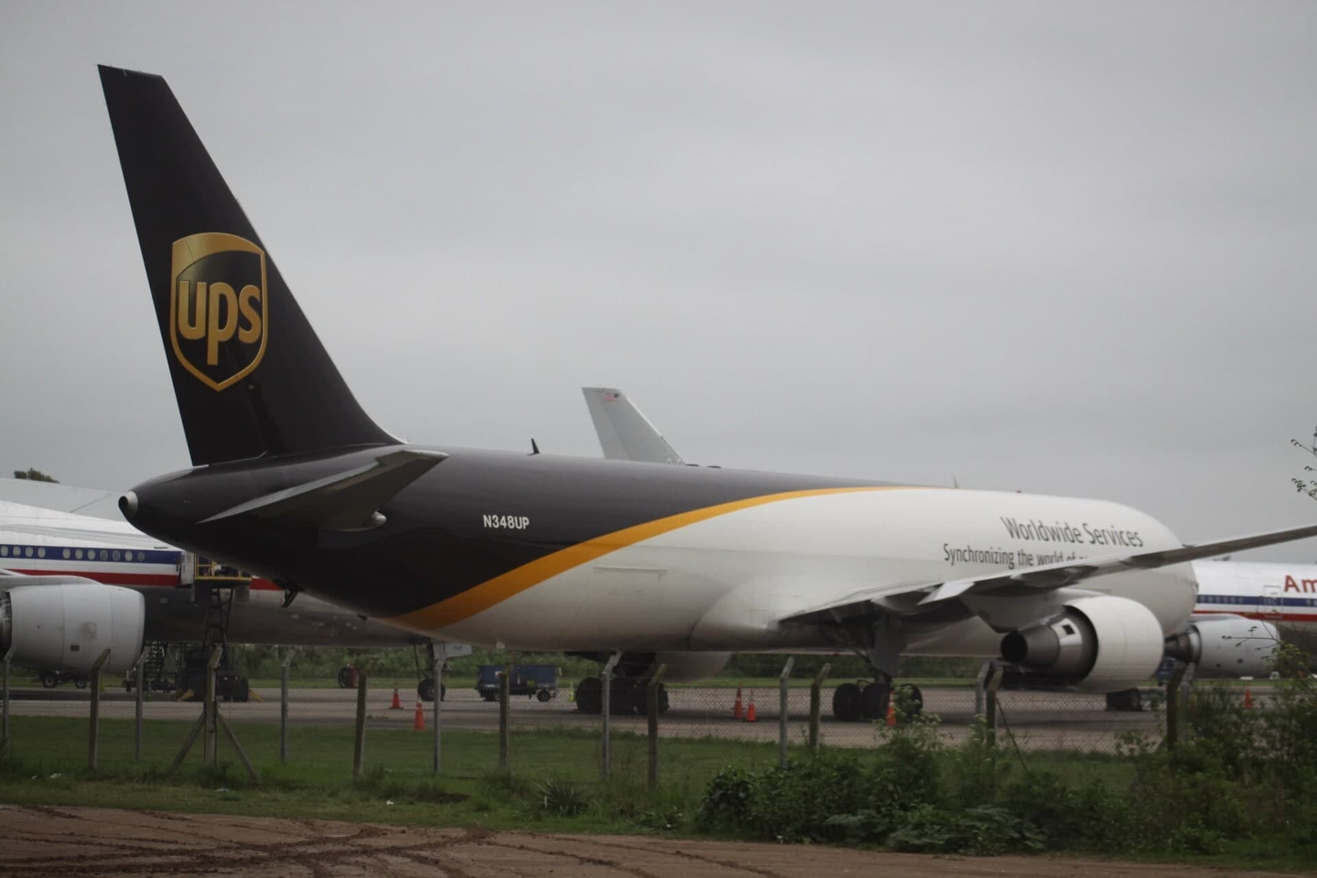 N348UP — Twin-engine aircraft