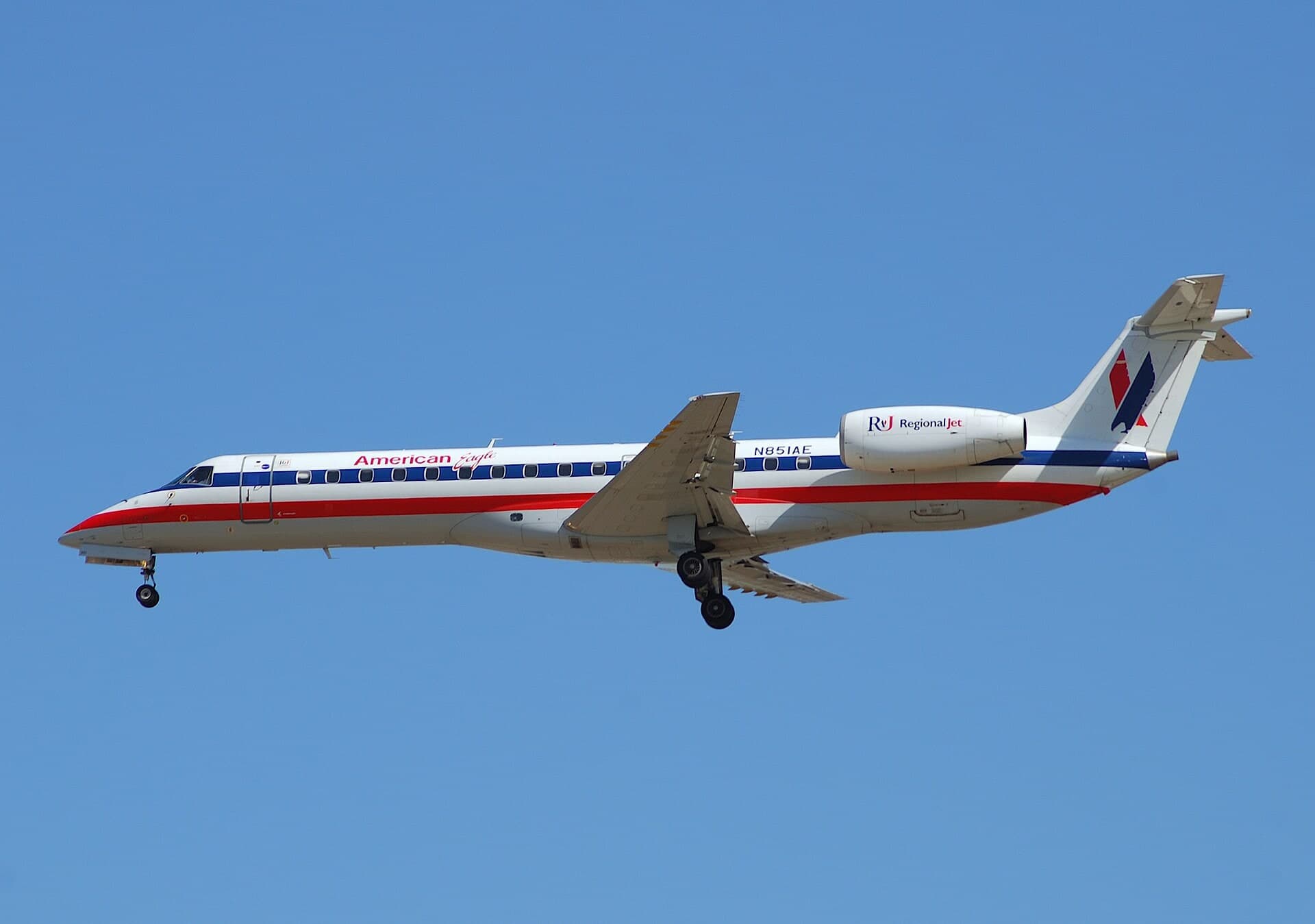 N851AE — Embraer