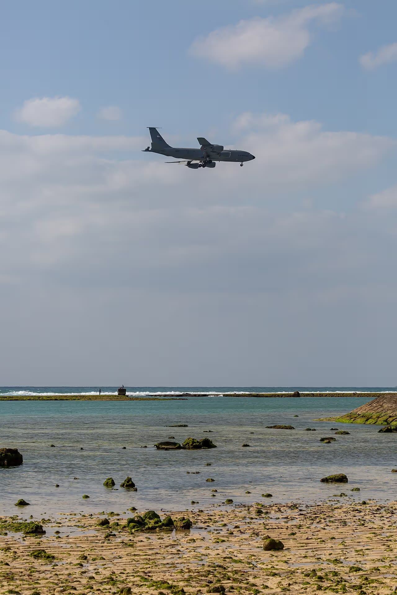 Unidentified — Aircraft