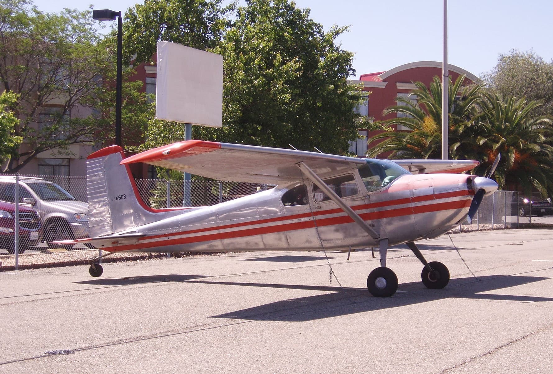 N4650B — Single-engine aircraft