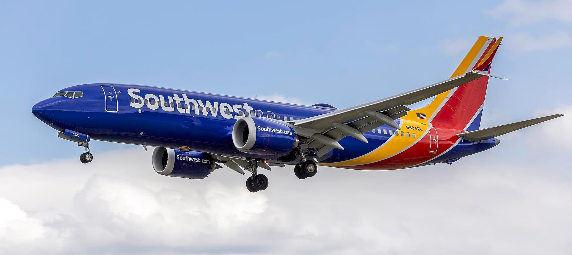 N8942L — Boeing