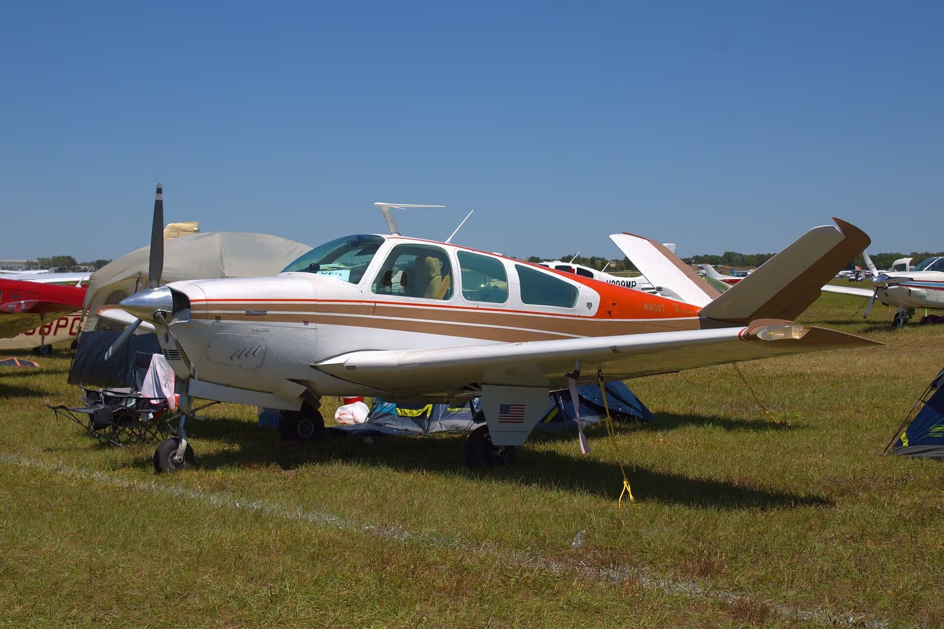 N18337 — Beechcraft