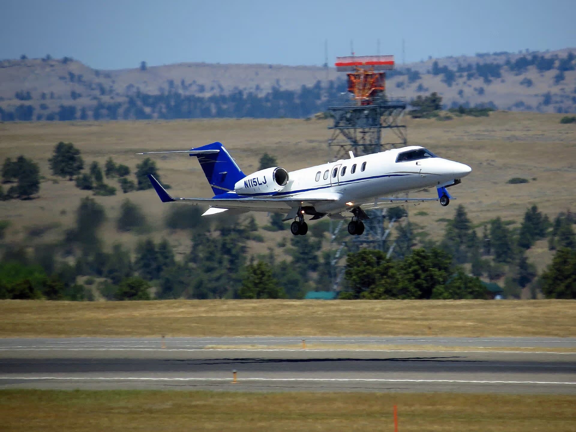 N115LJ — Business jet