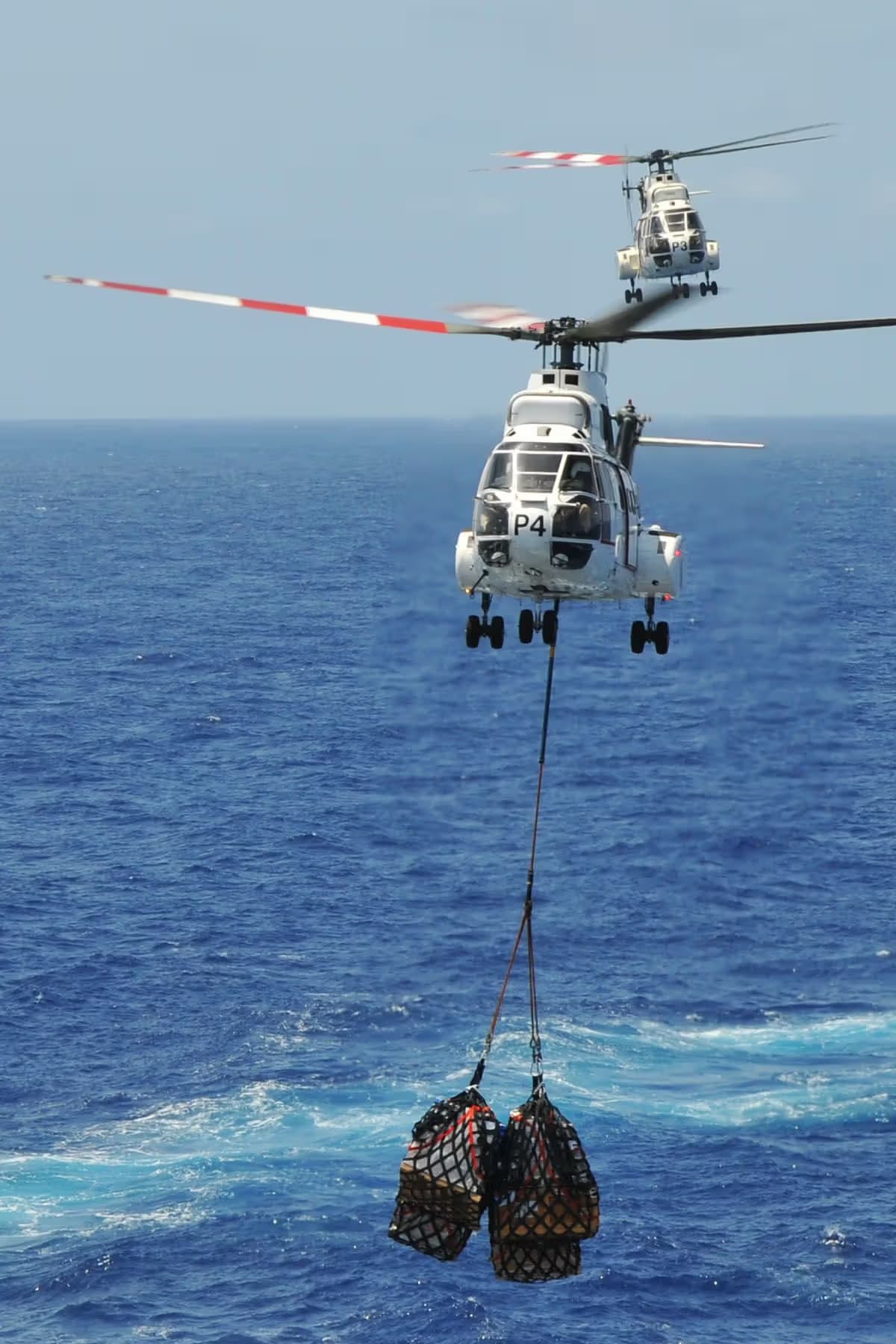 N330KW — Helicopter