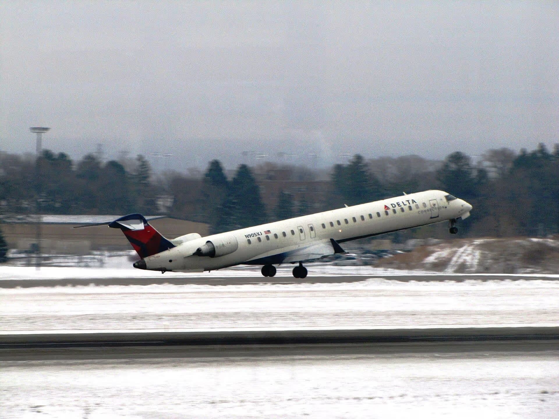 N905XJ — Bombardier