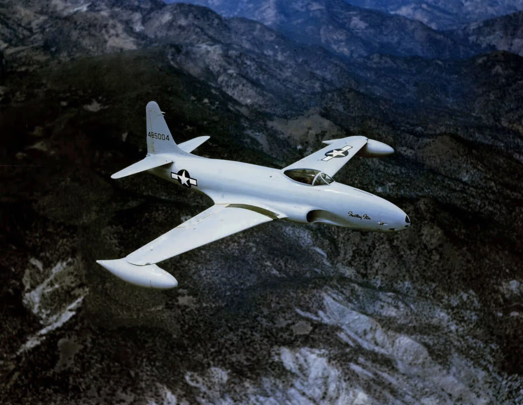 Unidentified — Single-engine aircraft