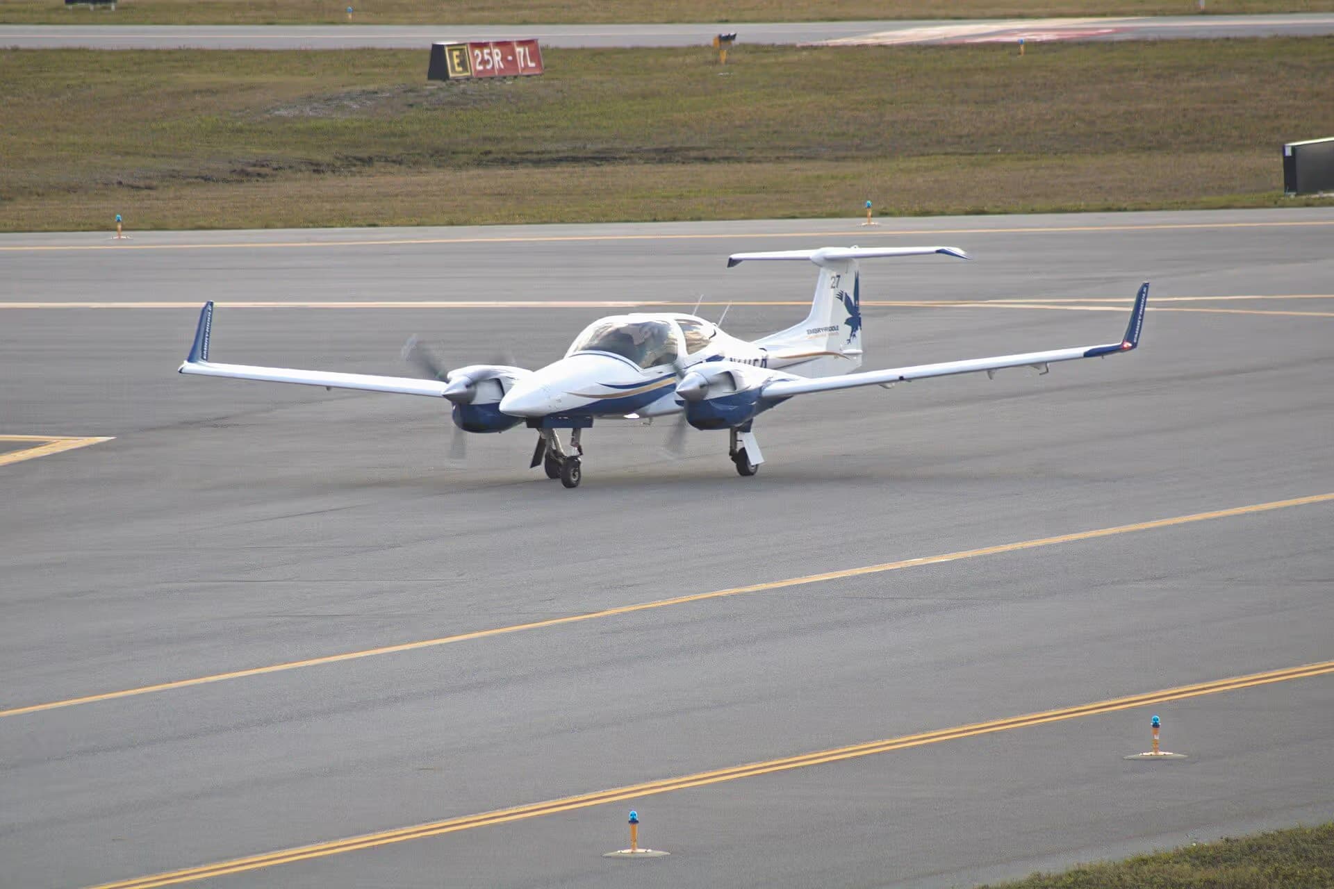 N327ER — Diamond