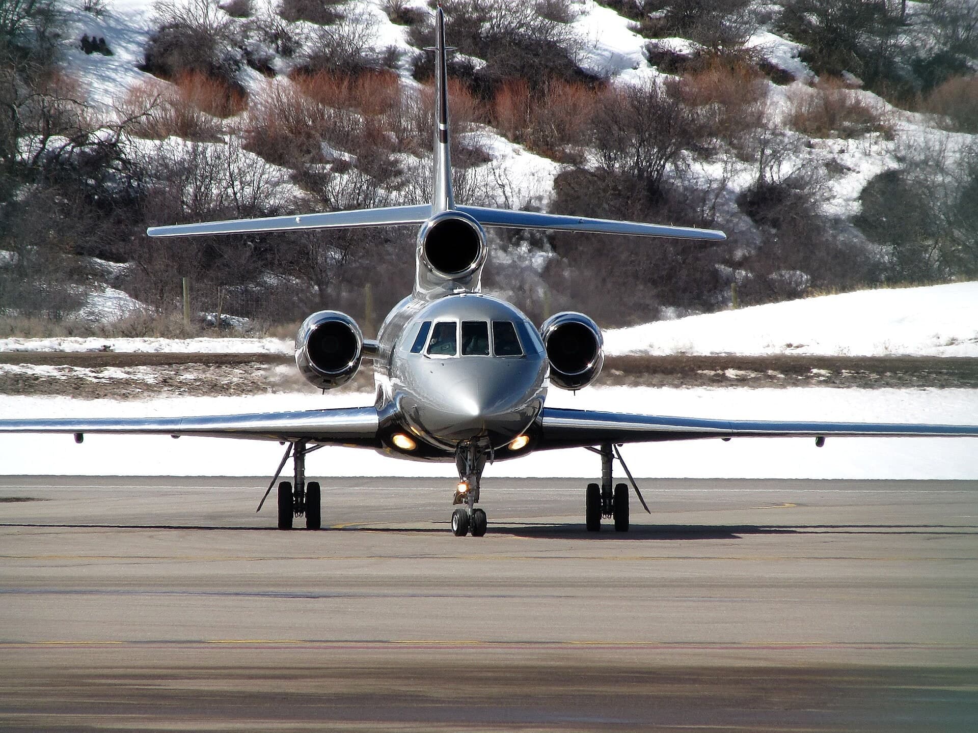 N5107 — Business jet