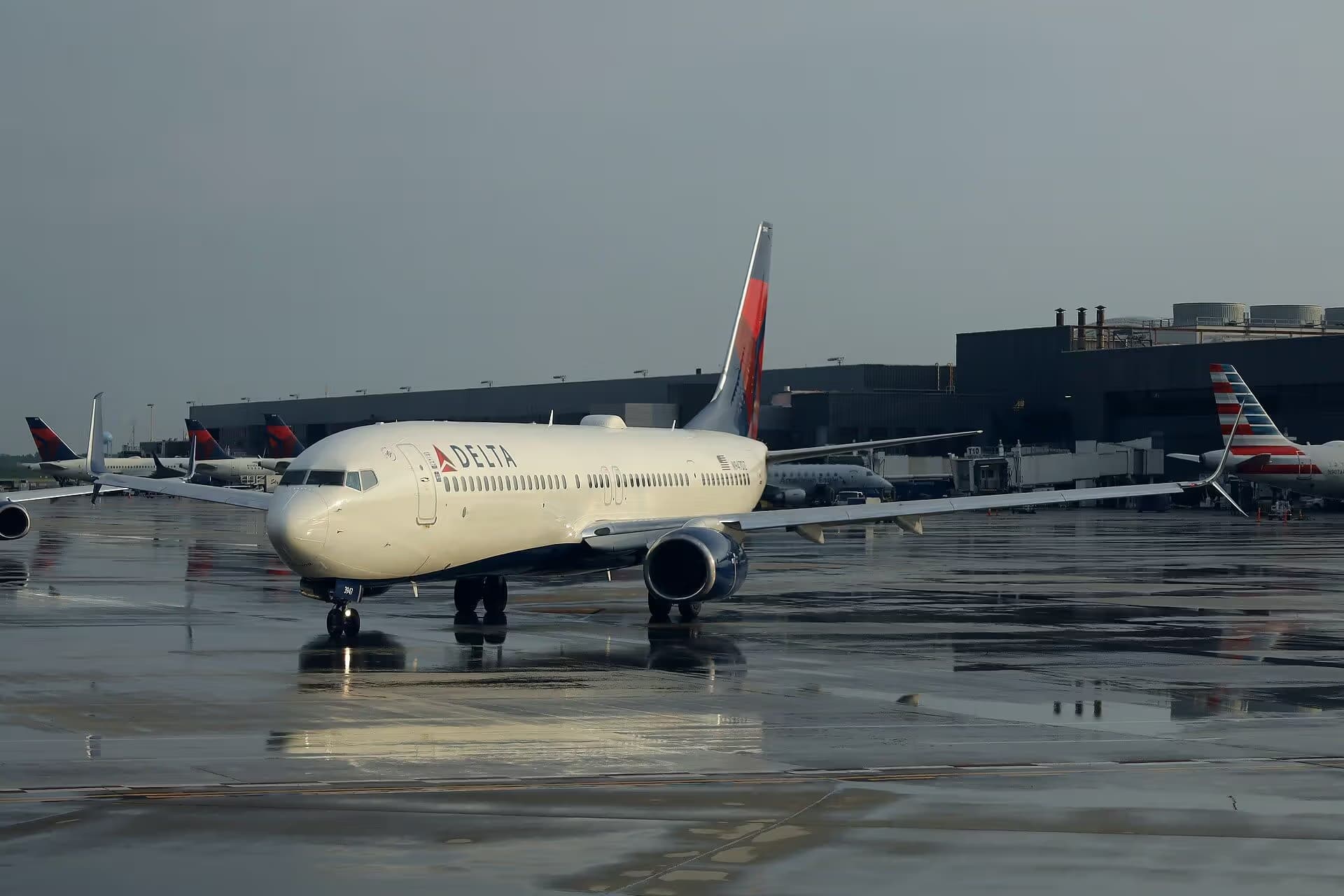 N947DZ — Boeing