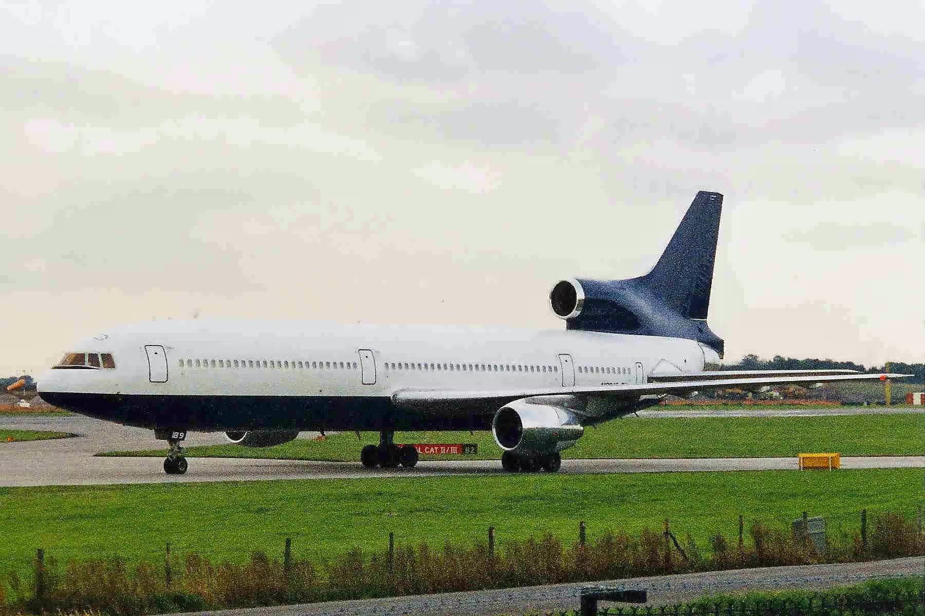 N189AT — Lockheed