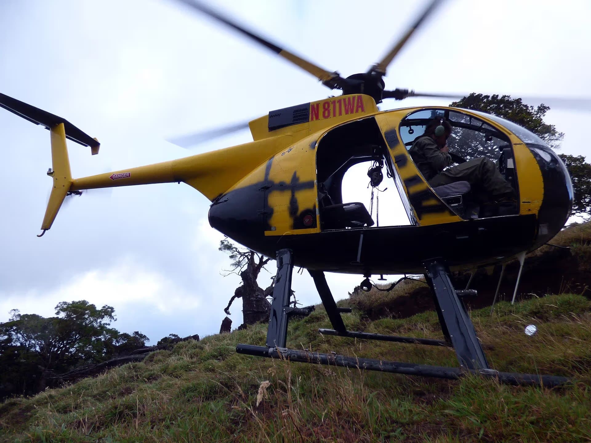 N811WA — Helicopter