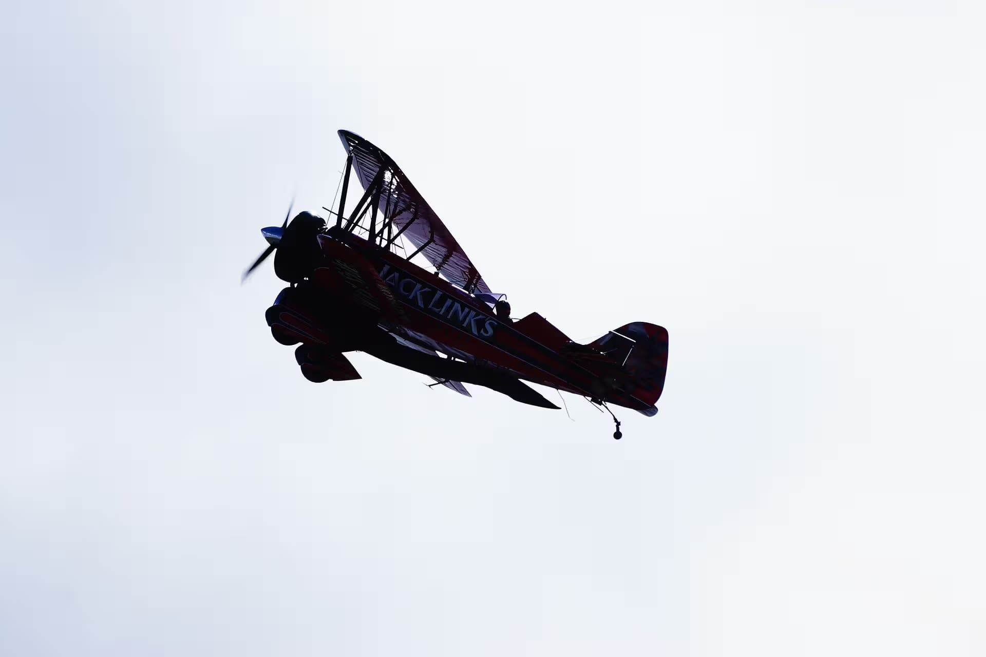 Unidentified — Aircraft