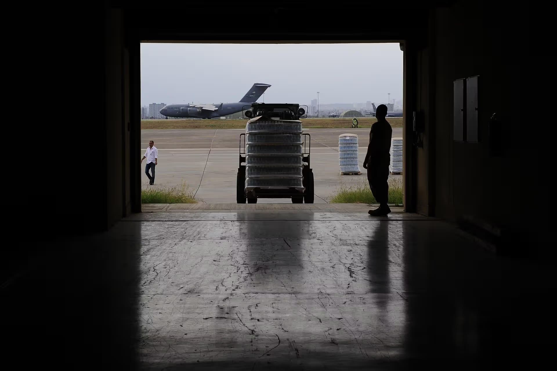 Unidentified — Aircraft