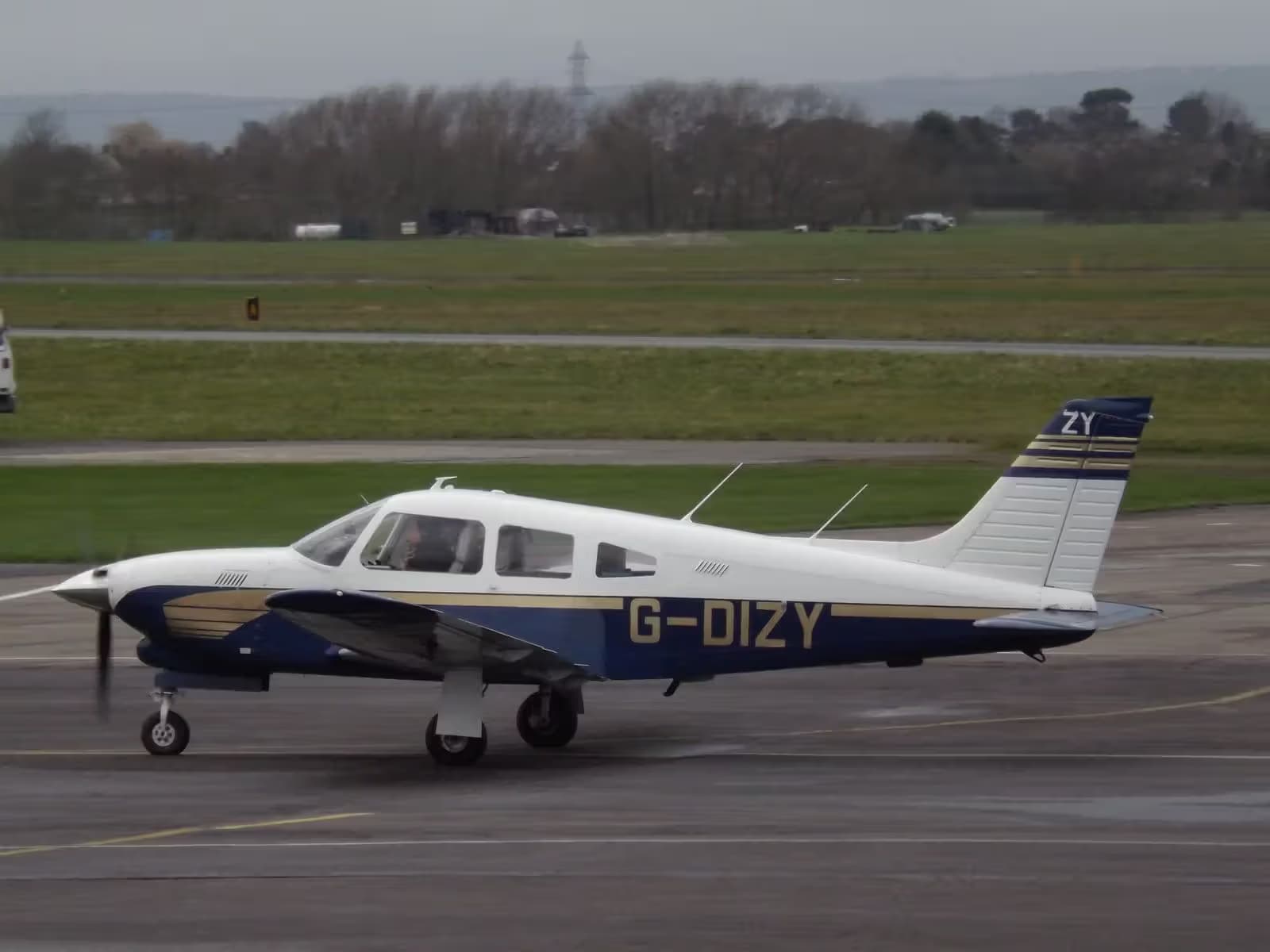 G-DIZY — Piper