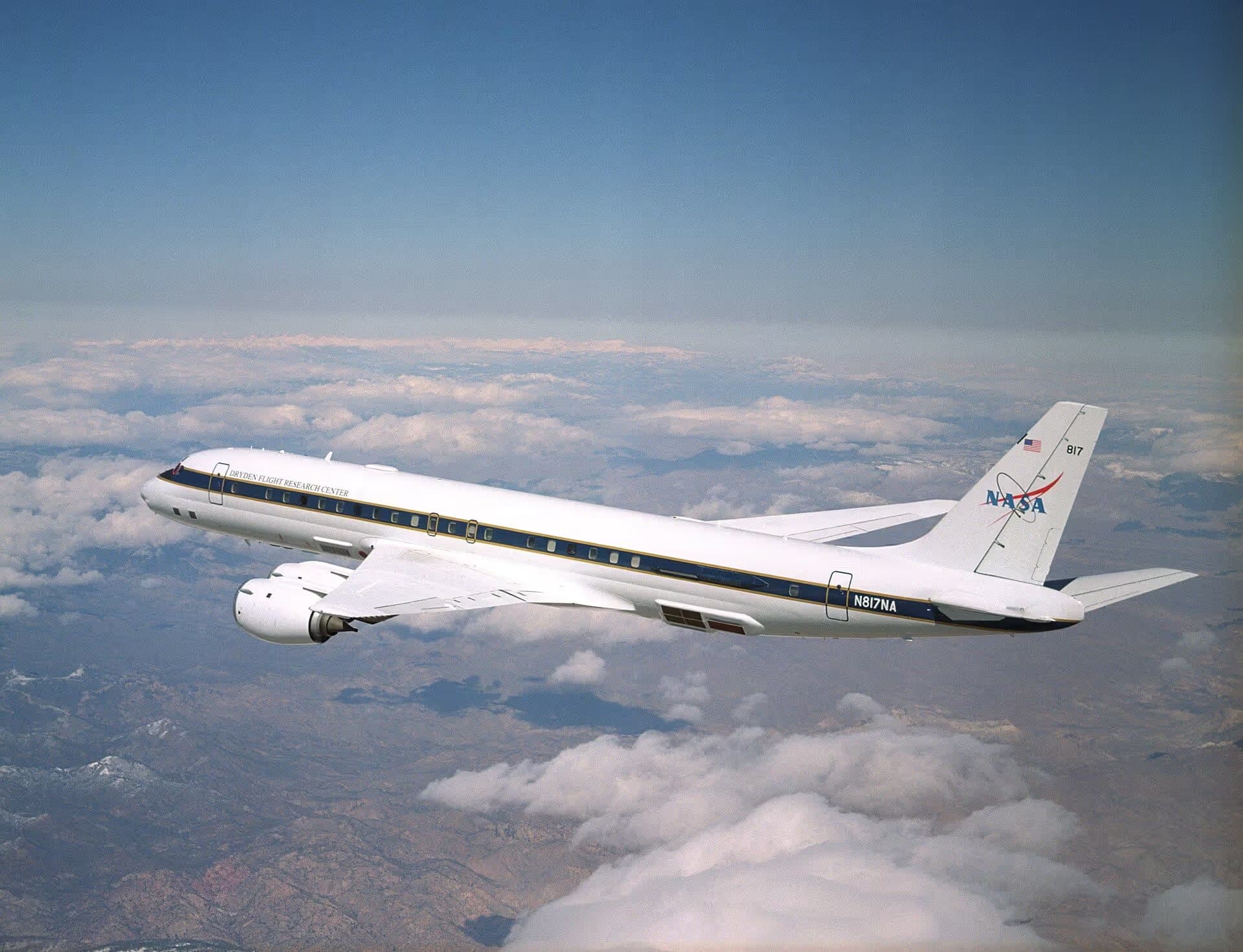 N817NA — Douglas