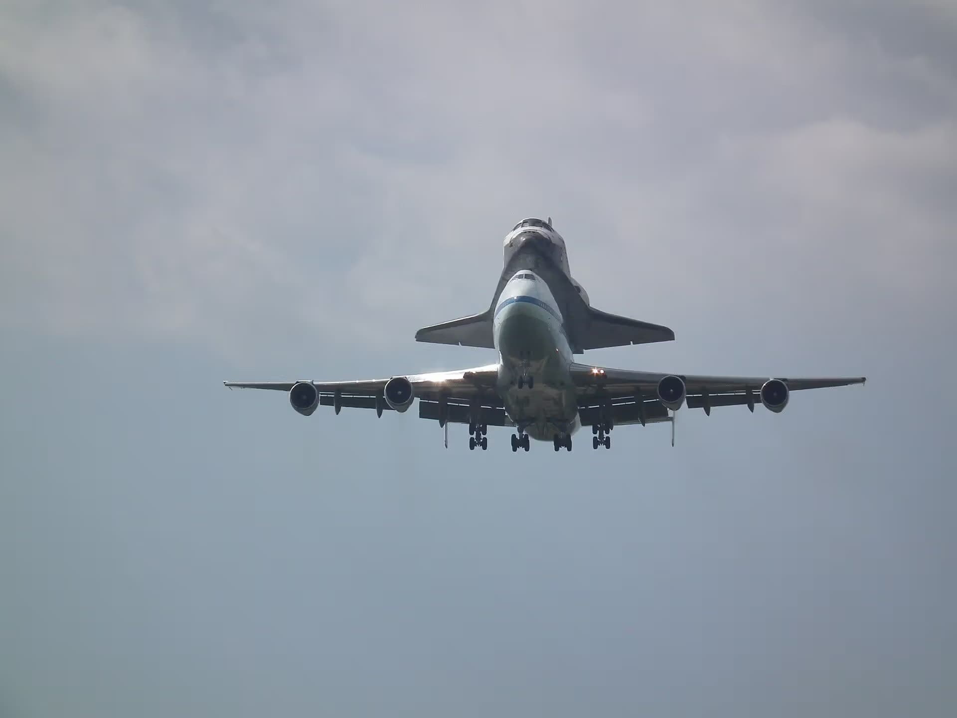 Unidentified — Aircraft
