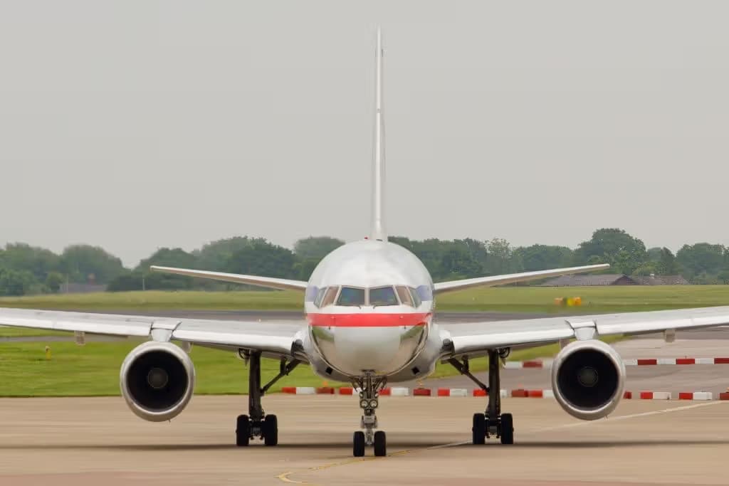 N197AN — Twin-engine aircraft