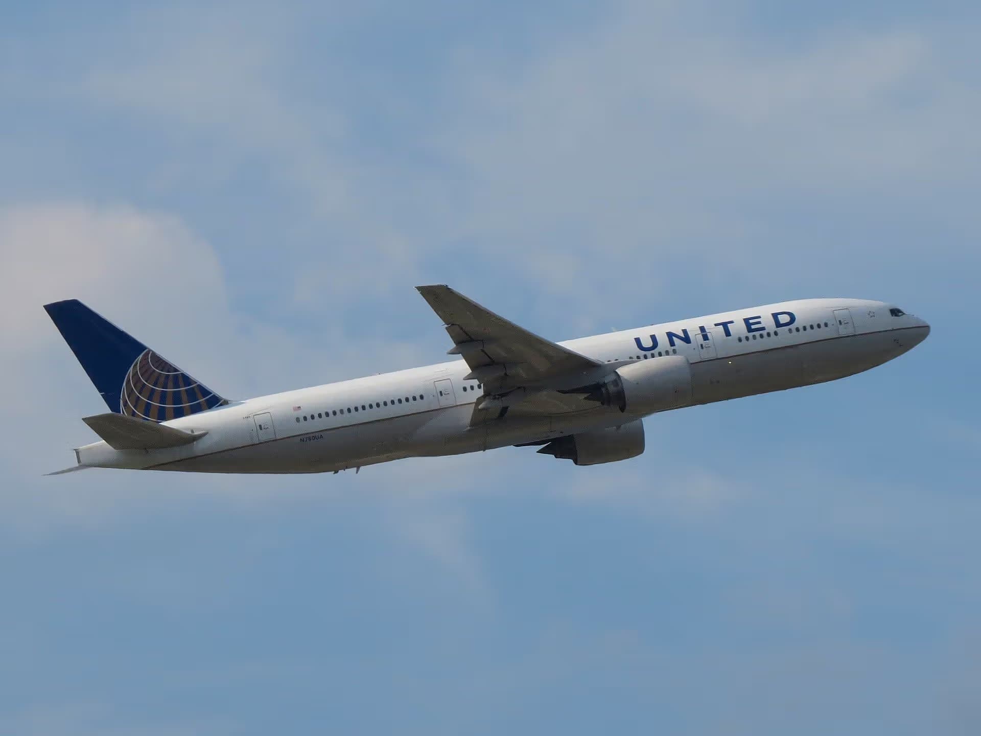 N780UA — Boeing