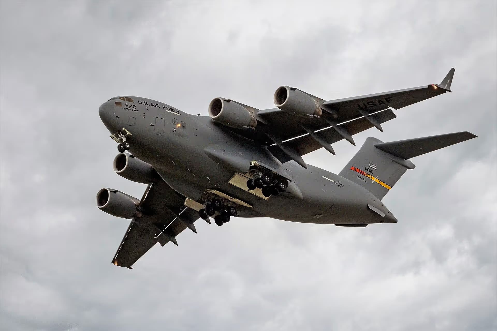 Unidentified — Aircraft