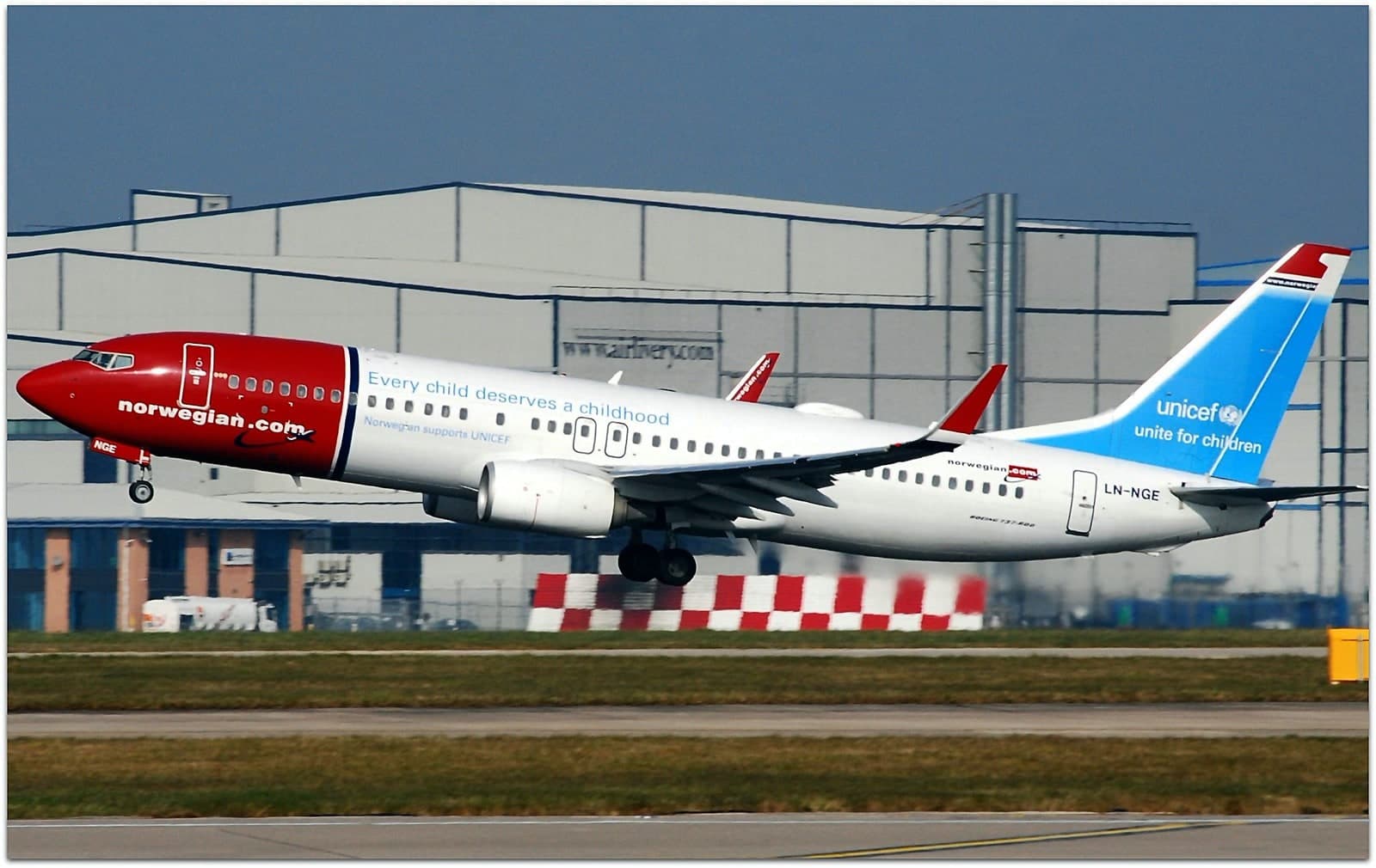LN-NGE — Aircraft