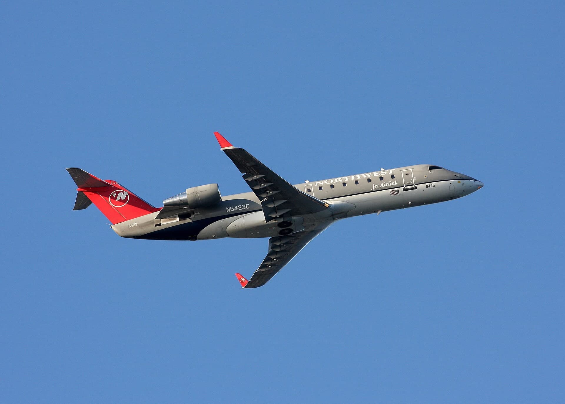 N8423C — Aircraft