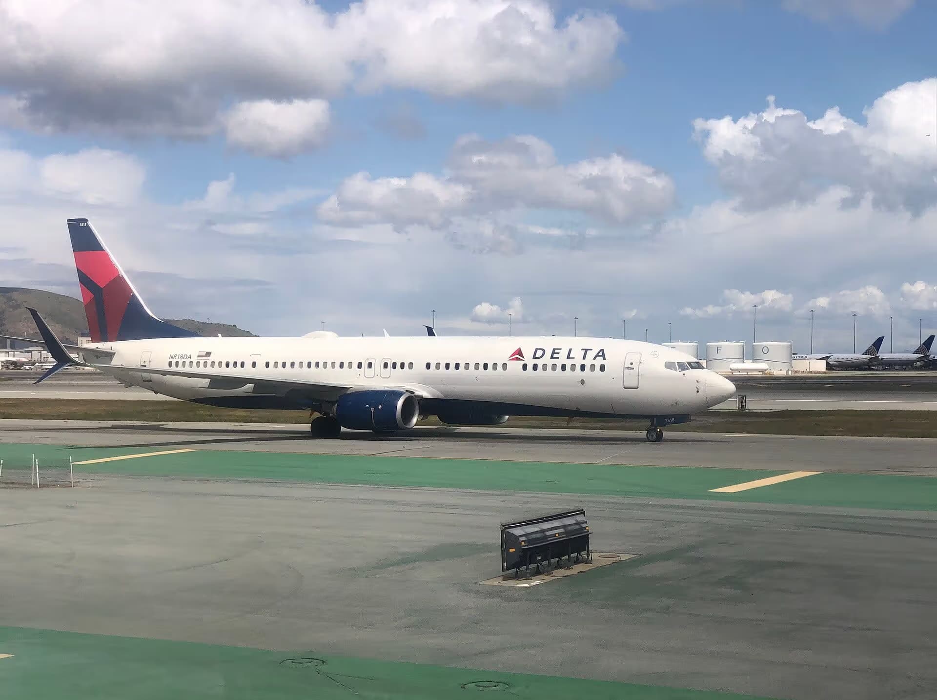 N818DA — Boeing at San Francisco International Airport