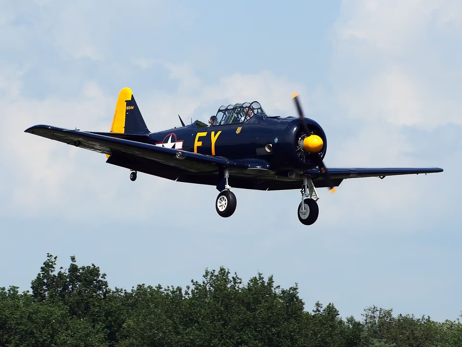 N13FY — Warbird at Hilversum Airfield