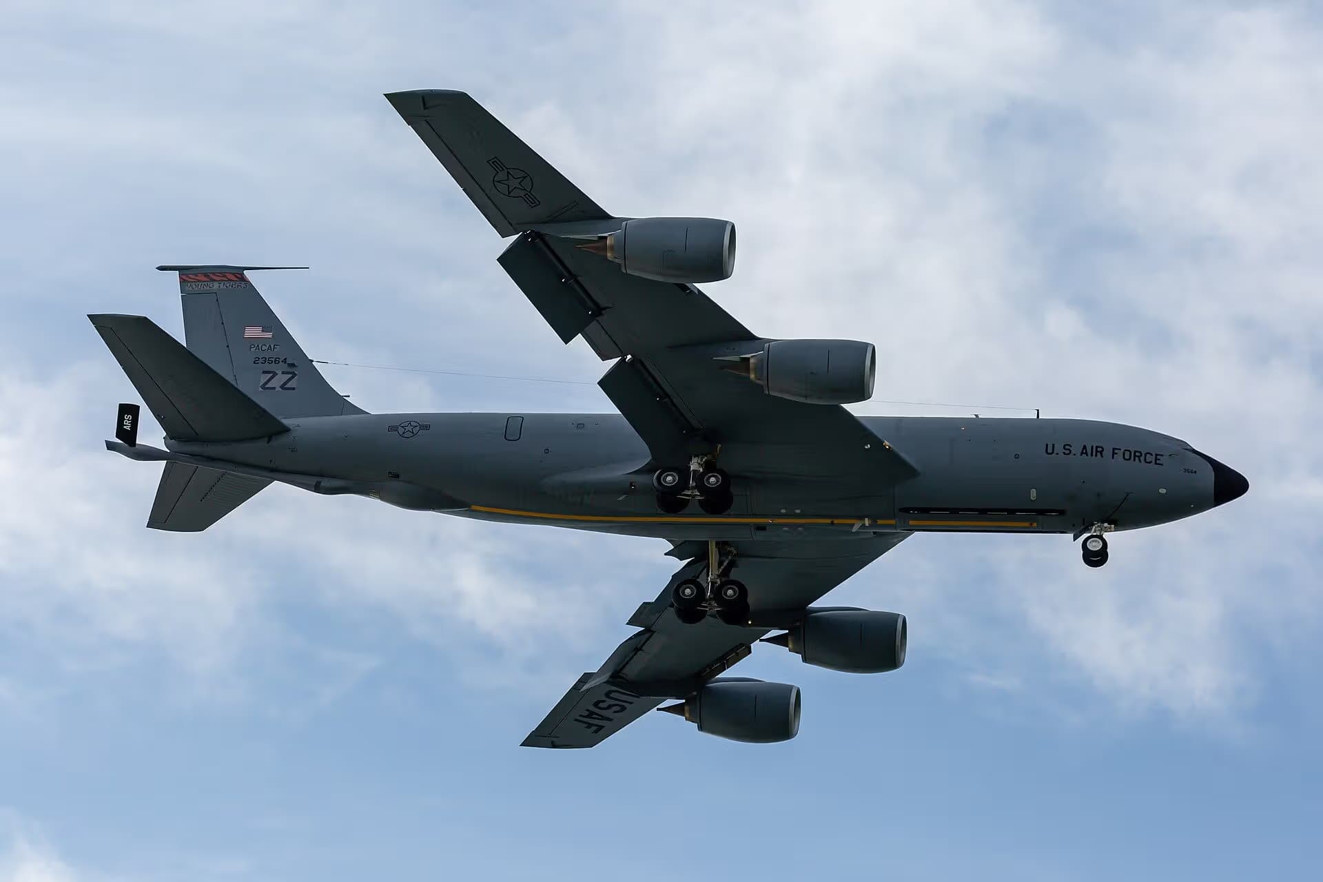 Unidentified — Boeing